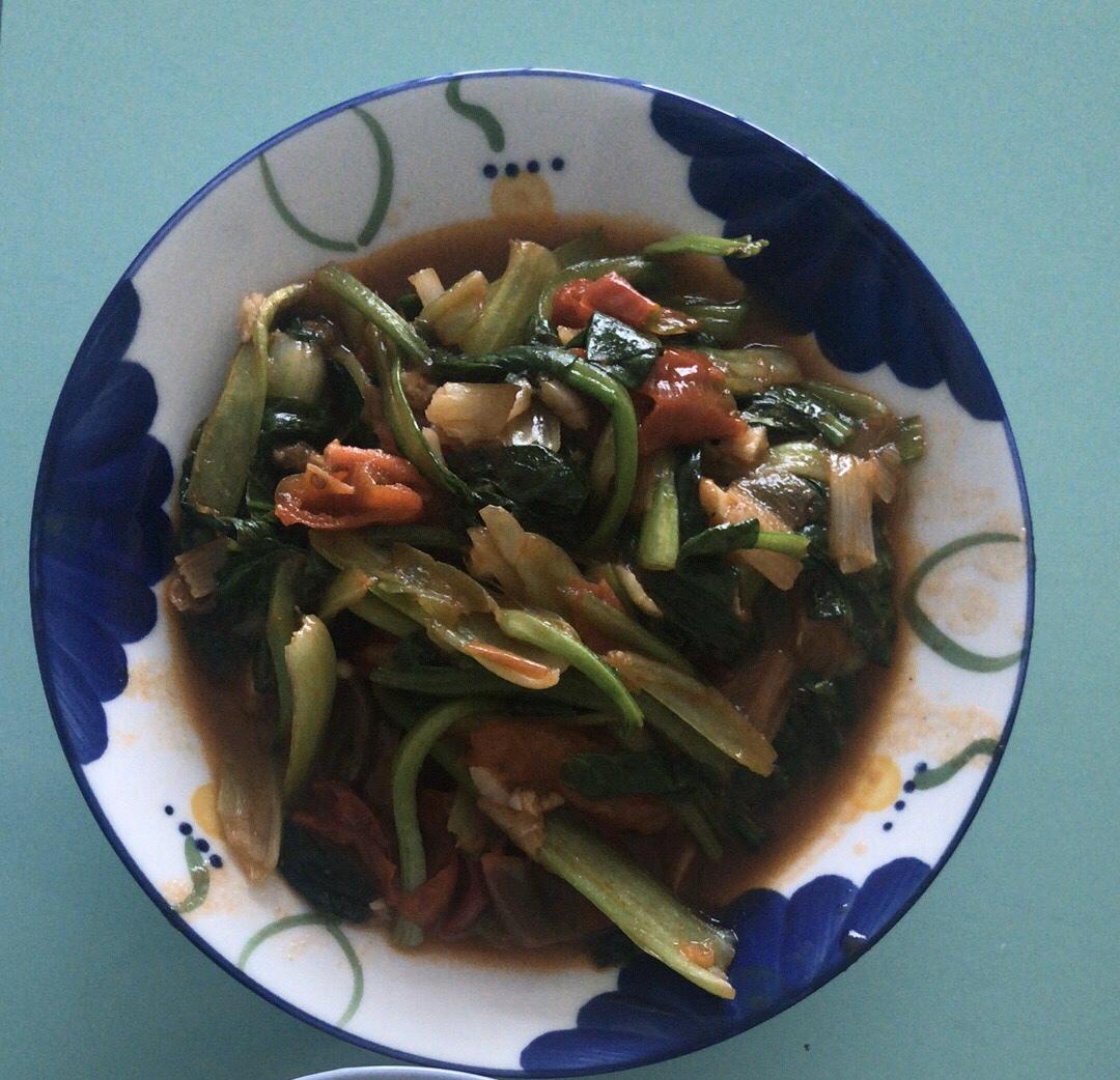 炝炒小白菜