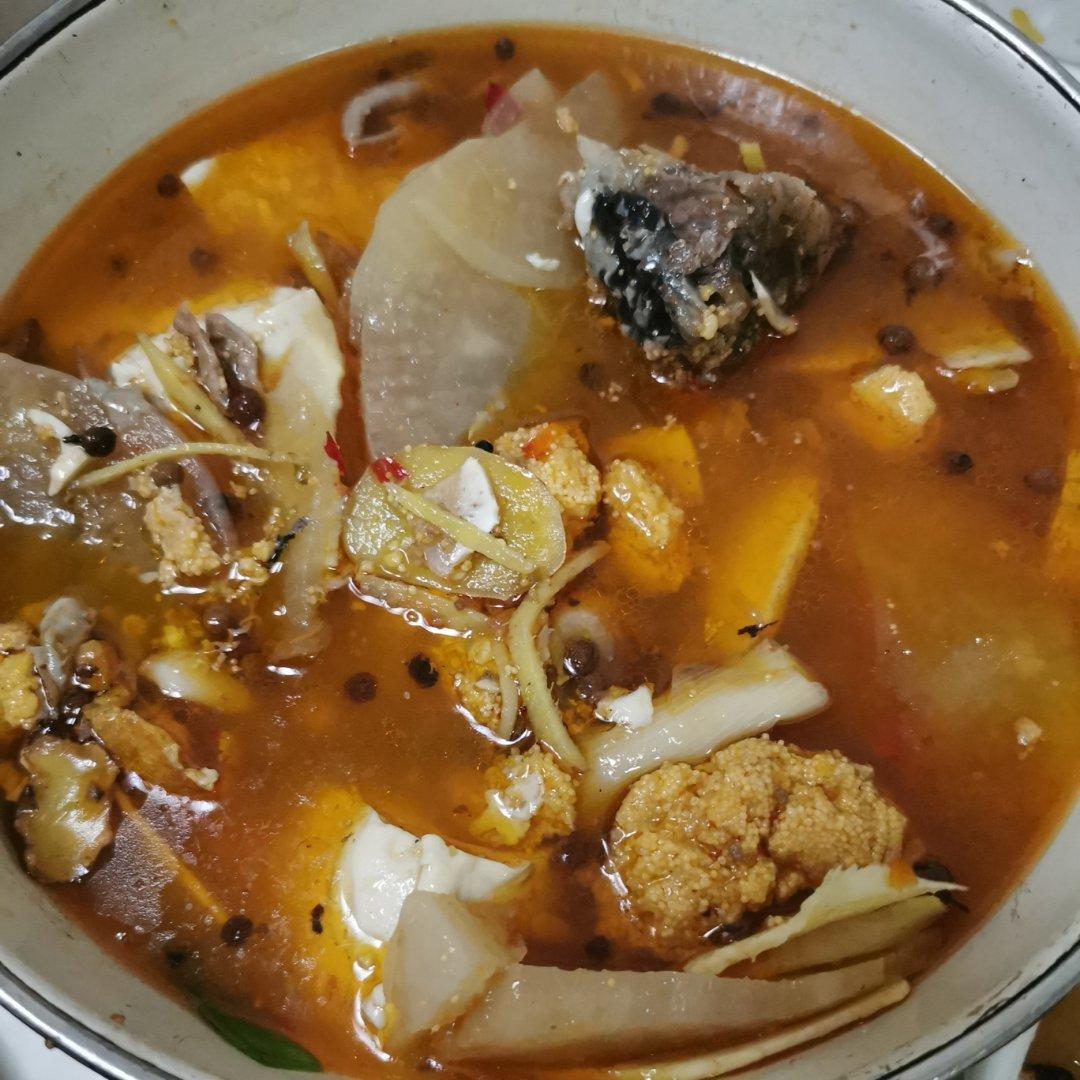绝味鱼籽鱼泡（鱼杂）火锅