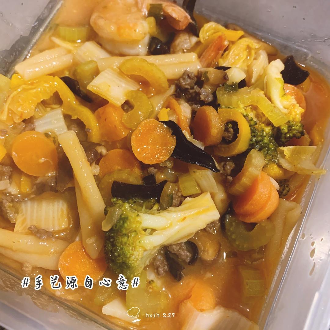 小美煮意大利面