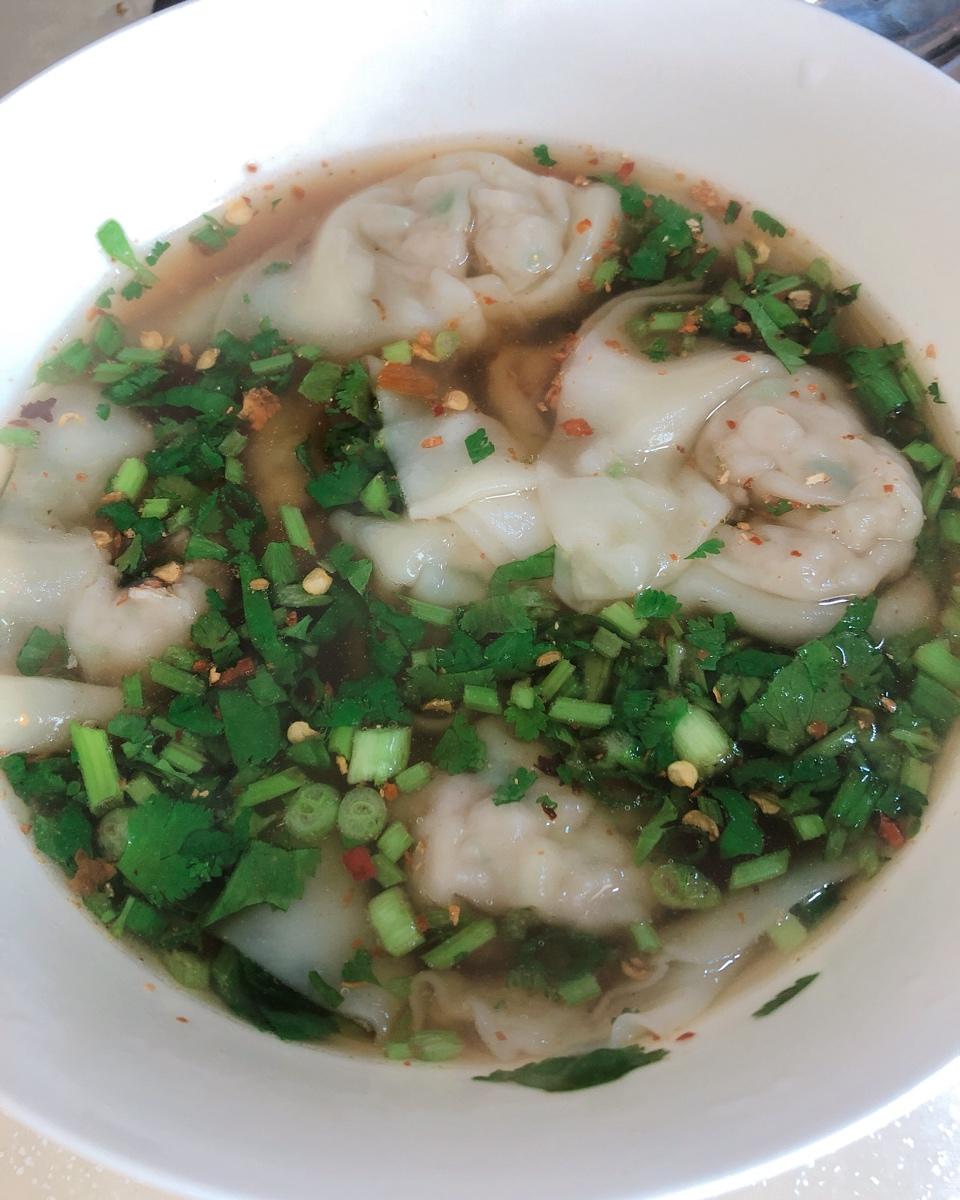 上海荠菜大馄饨