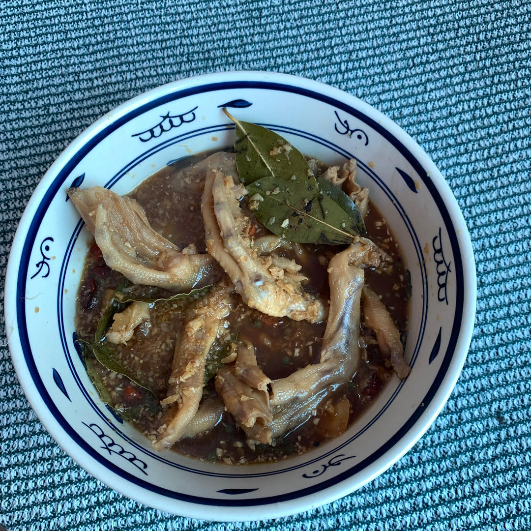 卤鸭掌不好吃你打我