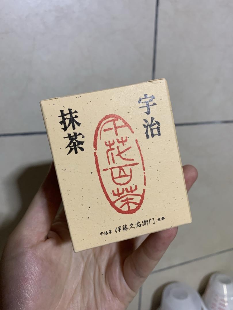 朴素清新-抹茶蜜豆小面包