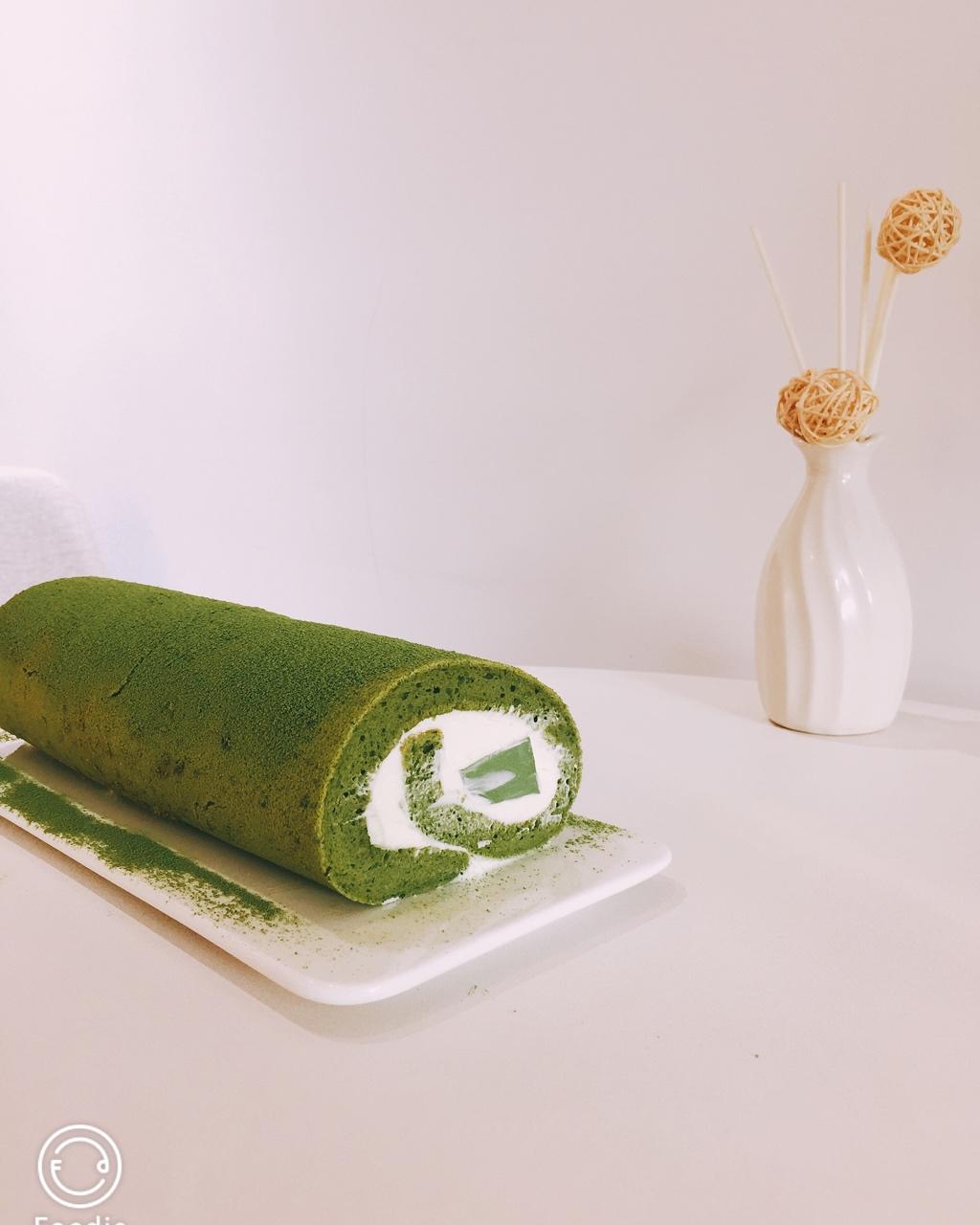 青之cafe做的抹茶奶冻可可蛋糕卷