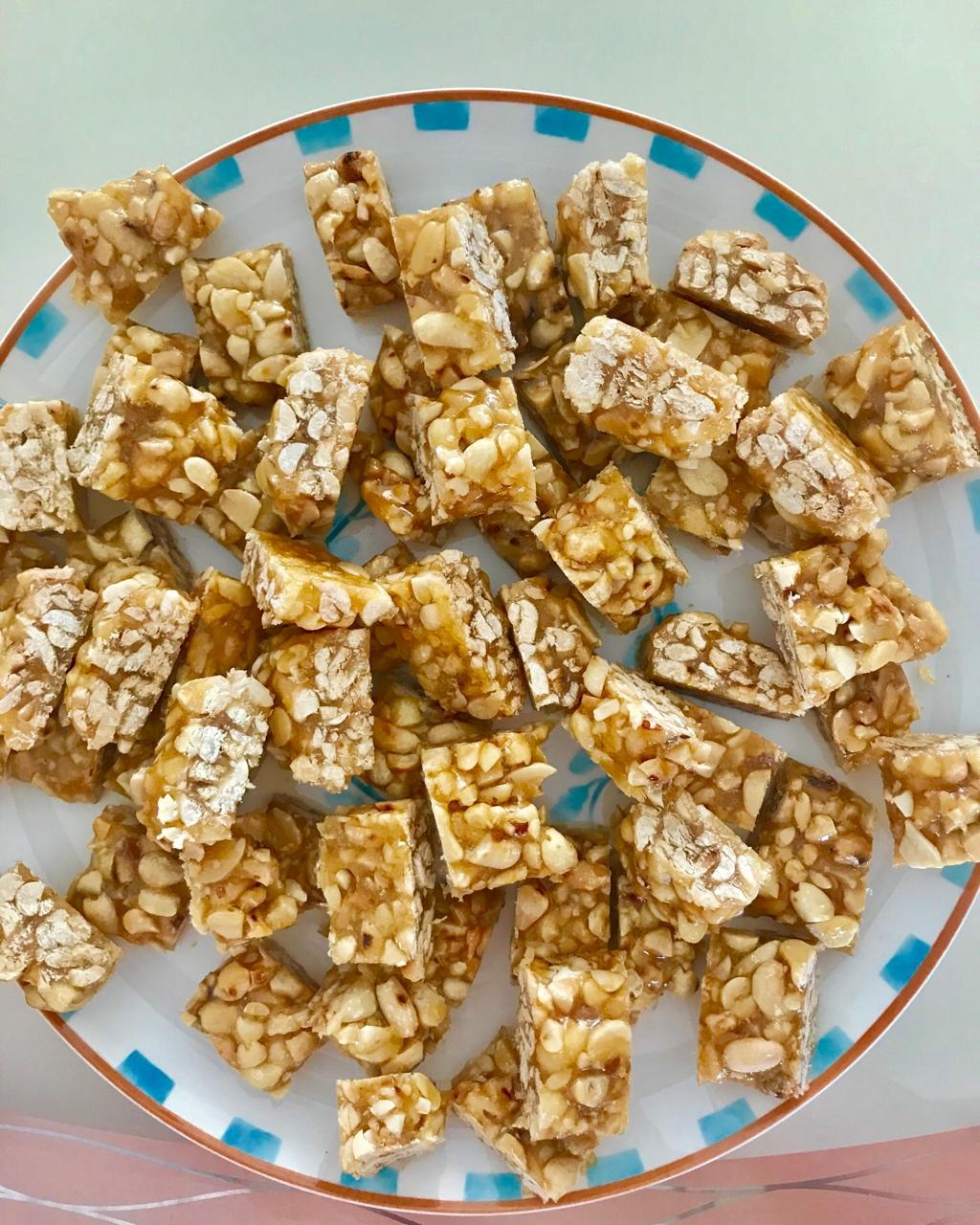 露露_lny做的无水无油香脆花生糖