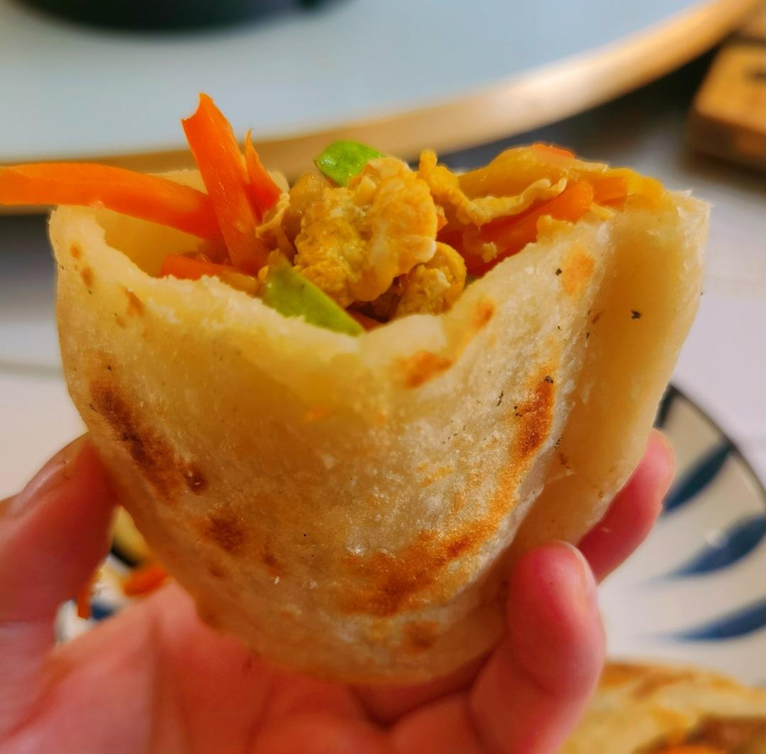 半烫面的口袋饼｜装啥都好吃