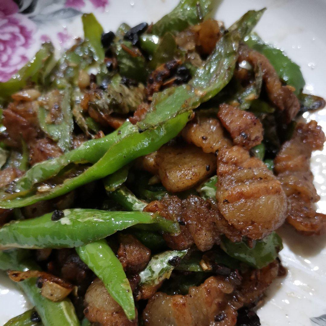 农家小炒肉【记忆中勾魂的油汤】