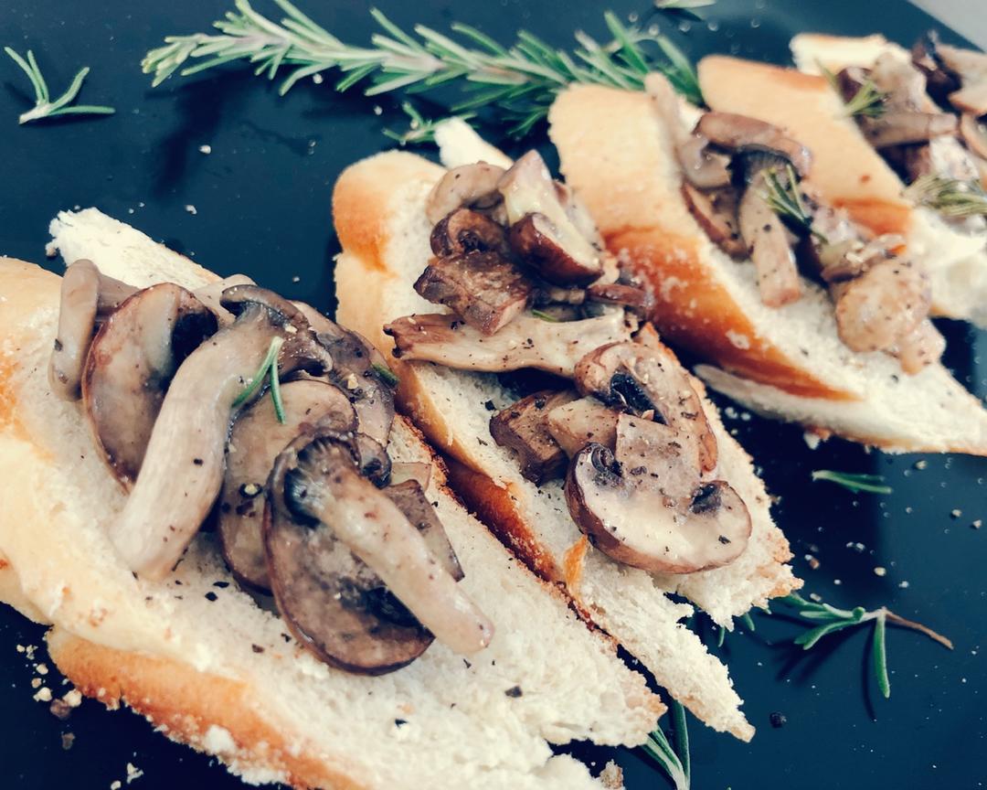 复古风的迷迭香烤蘑菇的做法