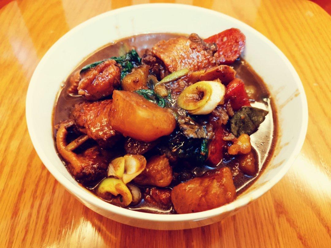土豆焖鸡翅