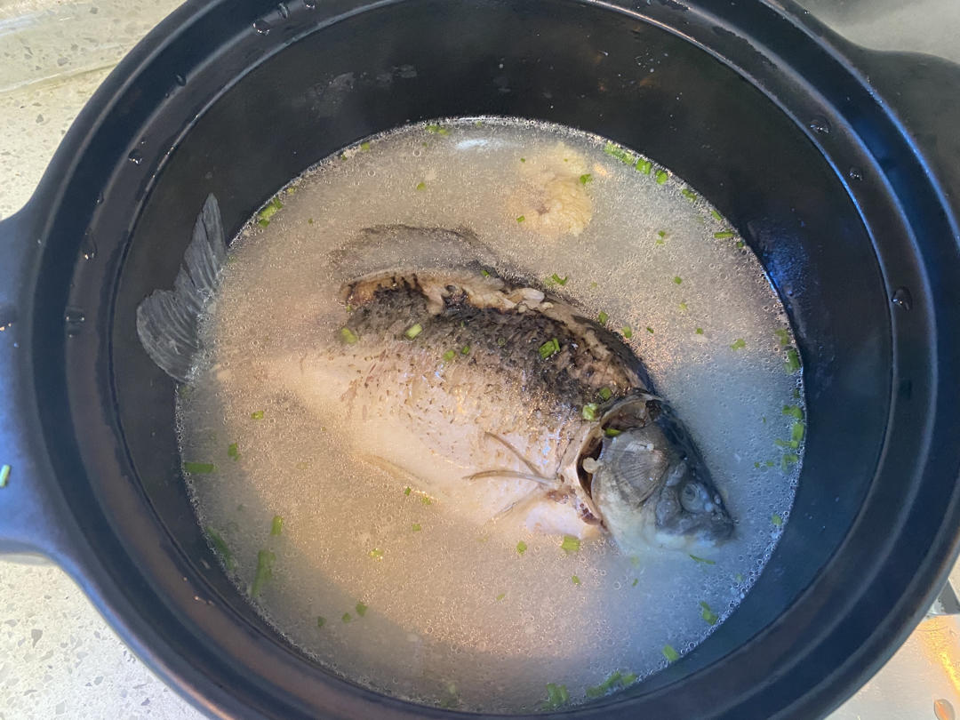 鲫鱼汤