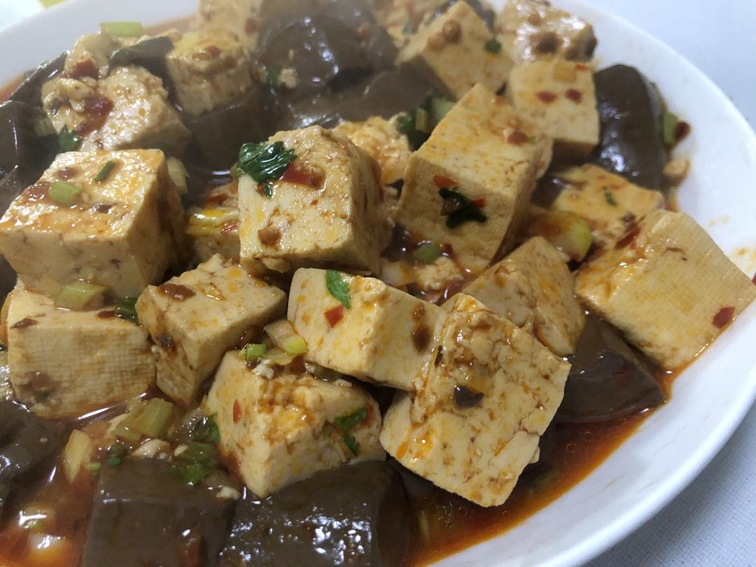 麻辣豆腐鸭血的做法
