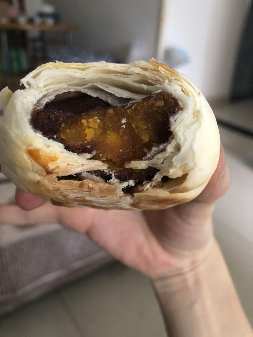 超简单 免揉 酥掉渣的蛋黄酥(超详细附全程视频)不破酥『万能酥皮』