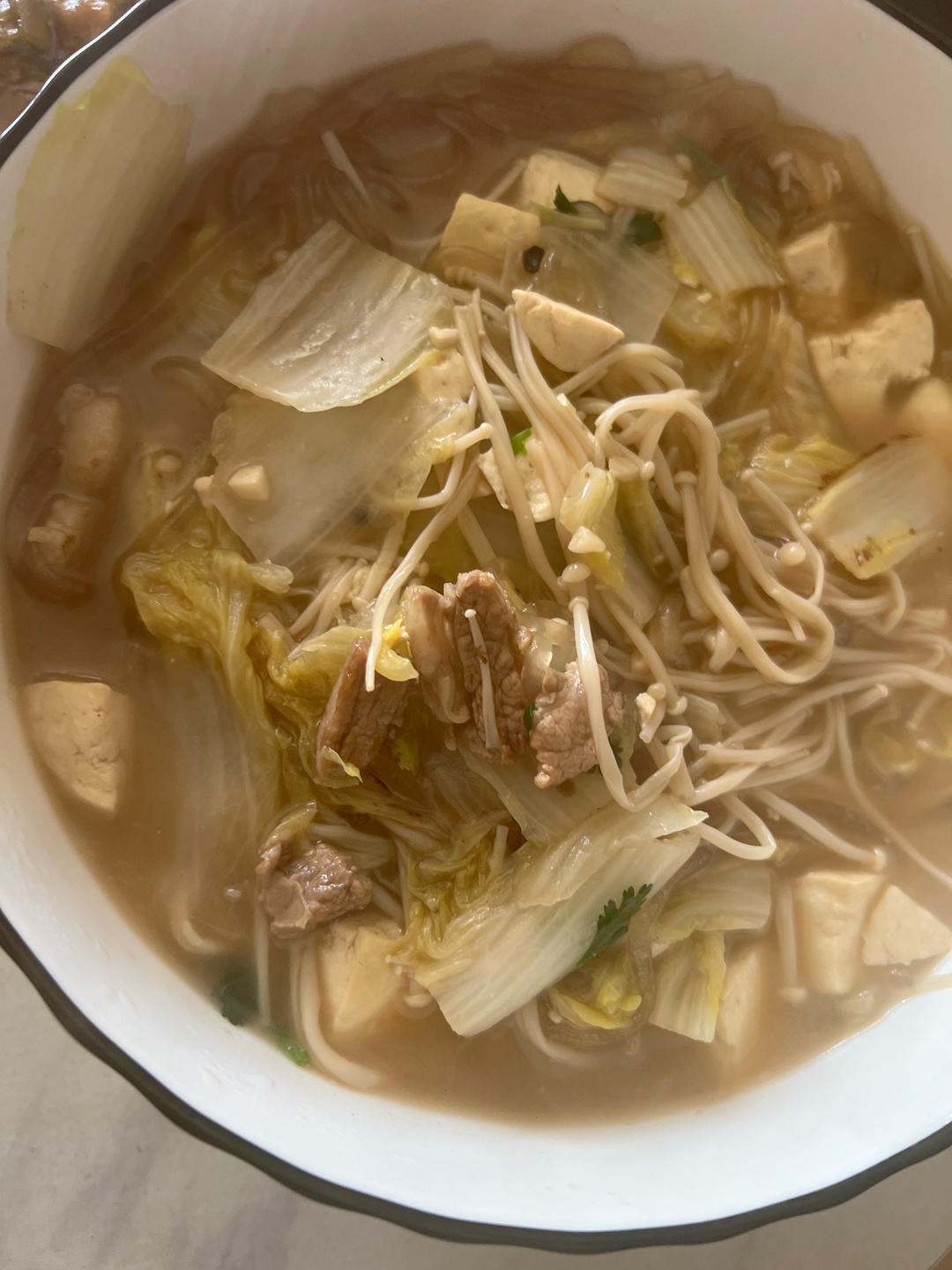 家常白菜粉条炖豆腐