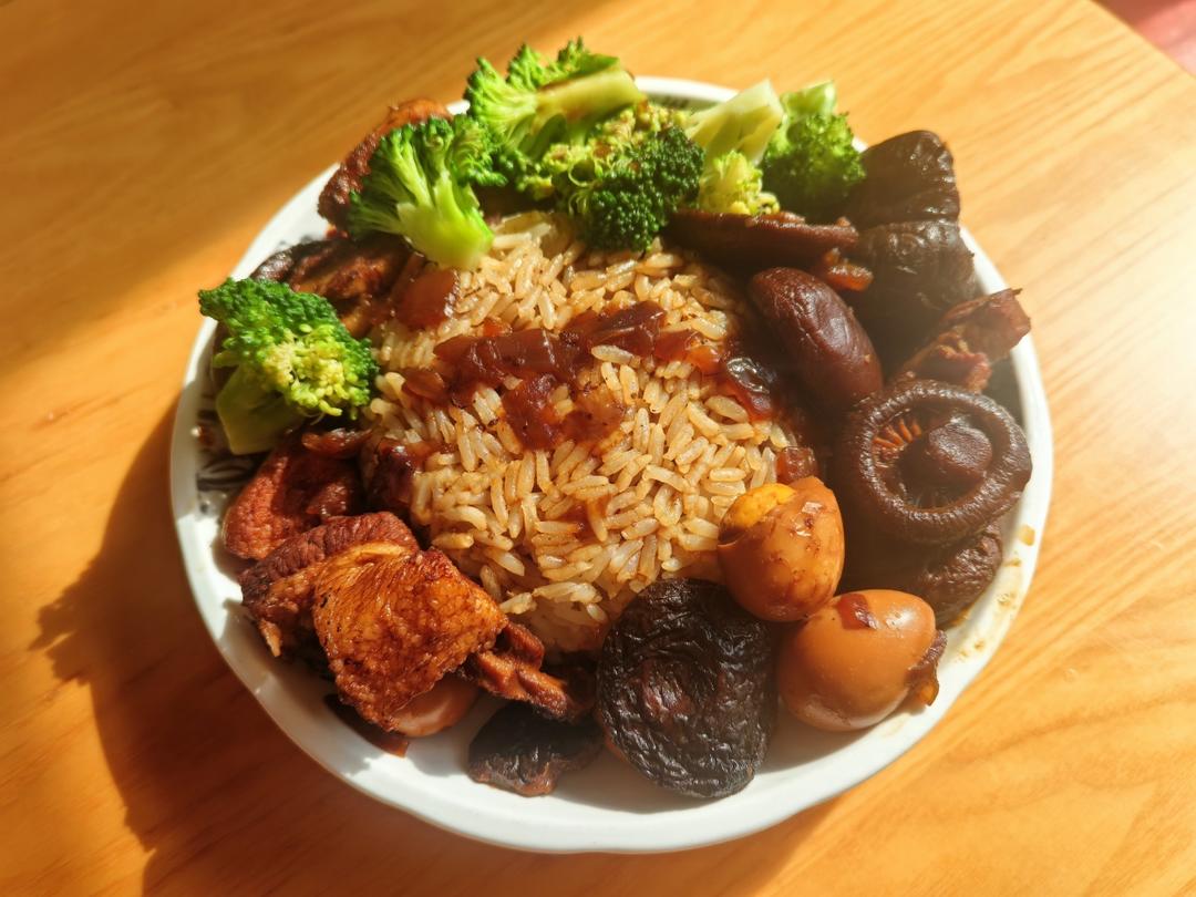 孩子怎么吃都不够的卤肉饭做法，香味浓郁，好吃到停不下来