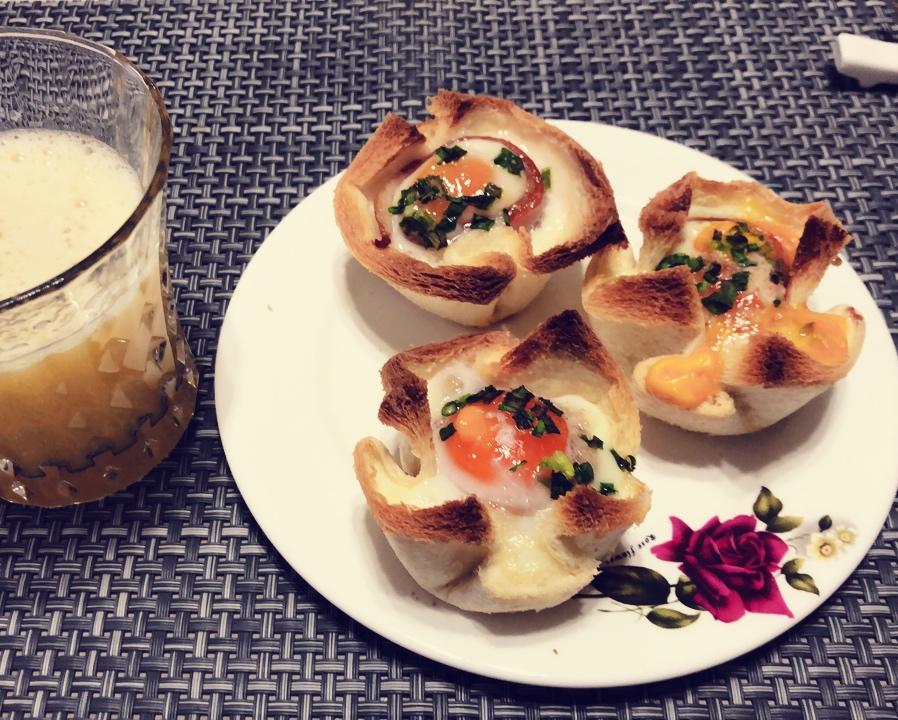培根鸡蛋吐司杯