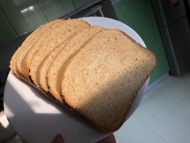 超级简单的吐司面包机做法的做法