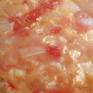 西红柿白菜鸡蛋疙瘩汤的做法 步骤3