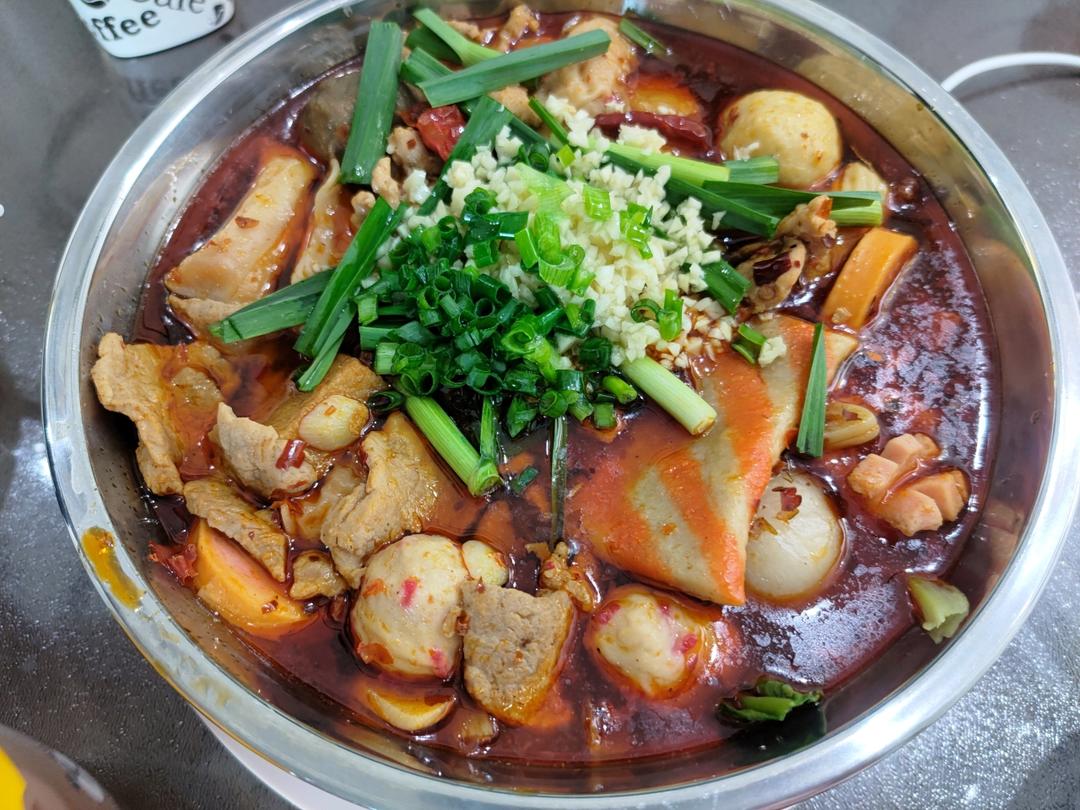 厨师长教你：“水煮肉片”的正宗做法，这味道真的很四川