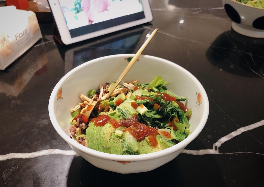 甜辣鸡肉蔬菜拌饭丨健康·三餐