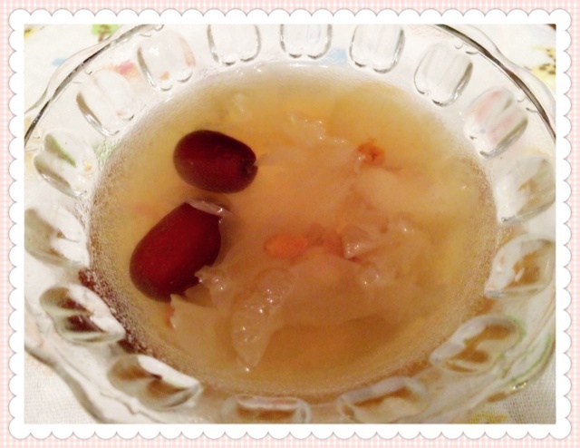 冰糖雪梨银耳汤