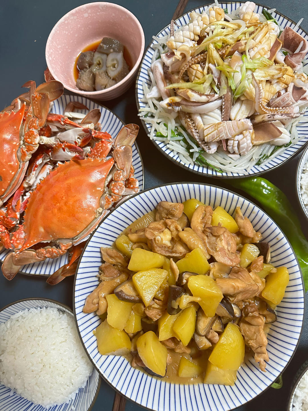 超级下饭土豆香菇炖鸡腿