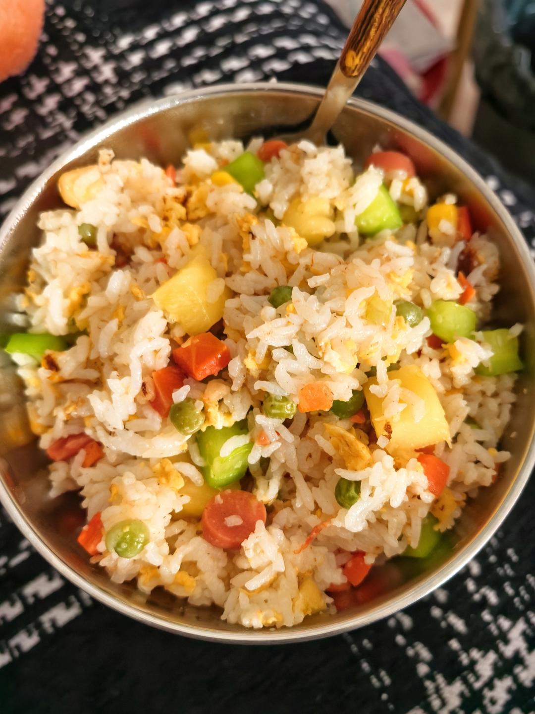 菠萝炒饭