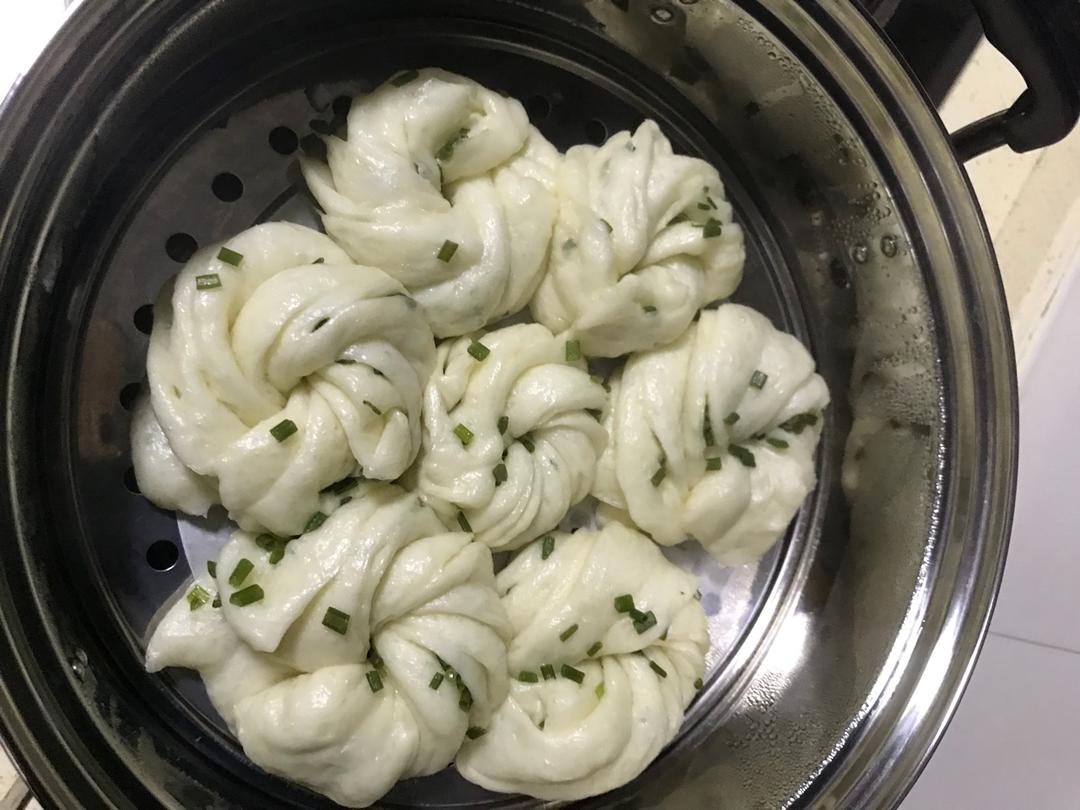 葱油花卷 Steamed Roll