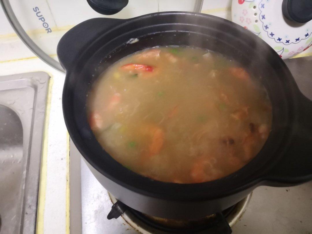 鲜虾砂锅粥