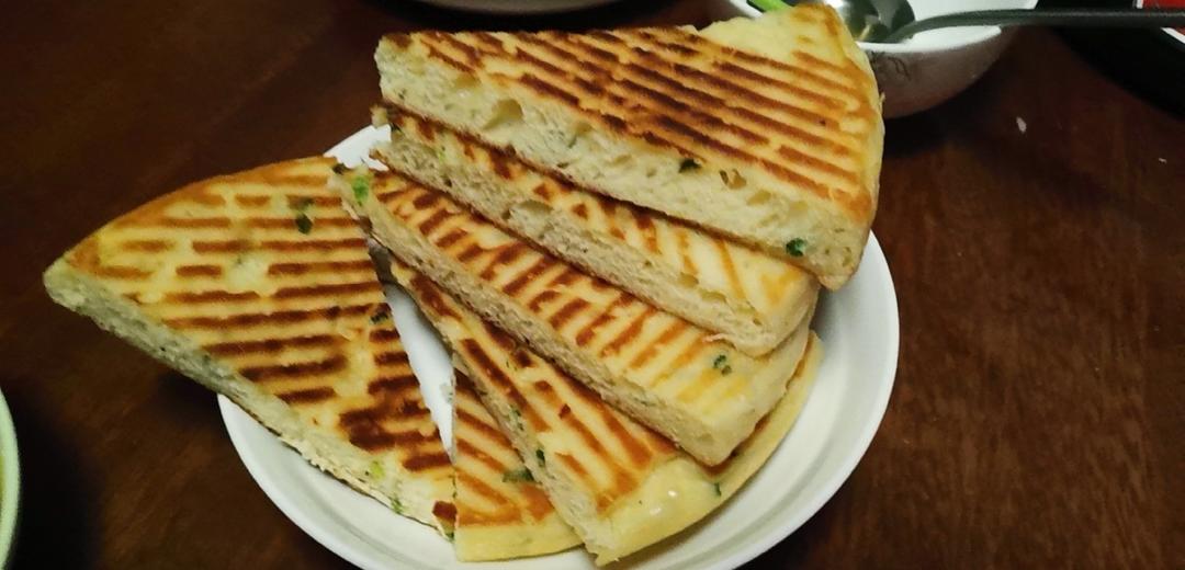 手不沾面做发面大饼
