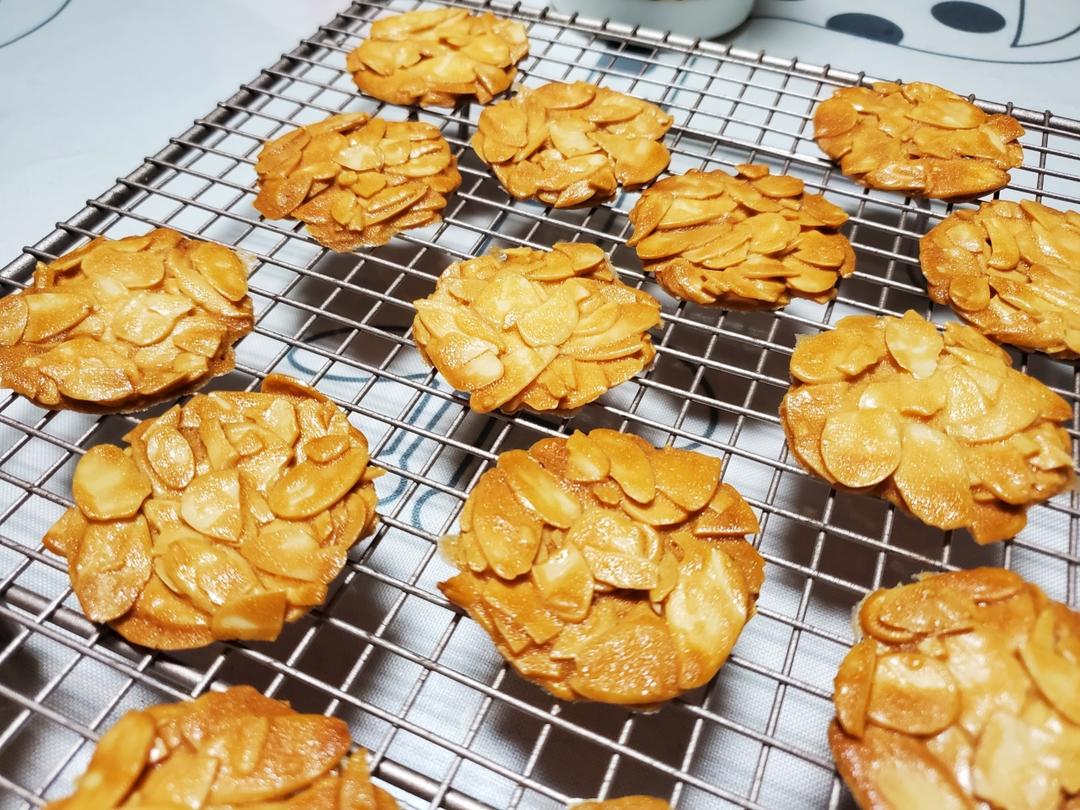 嘎嘣脆倍儿香的～杏仁瓦片脆