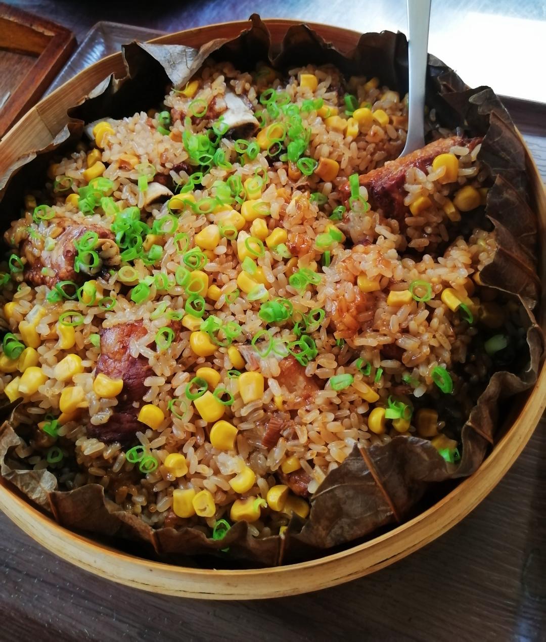 荷叶糯米蒸排骨