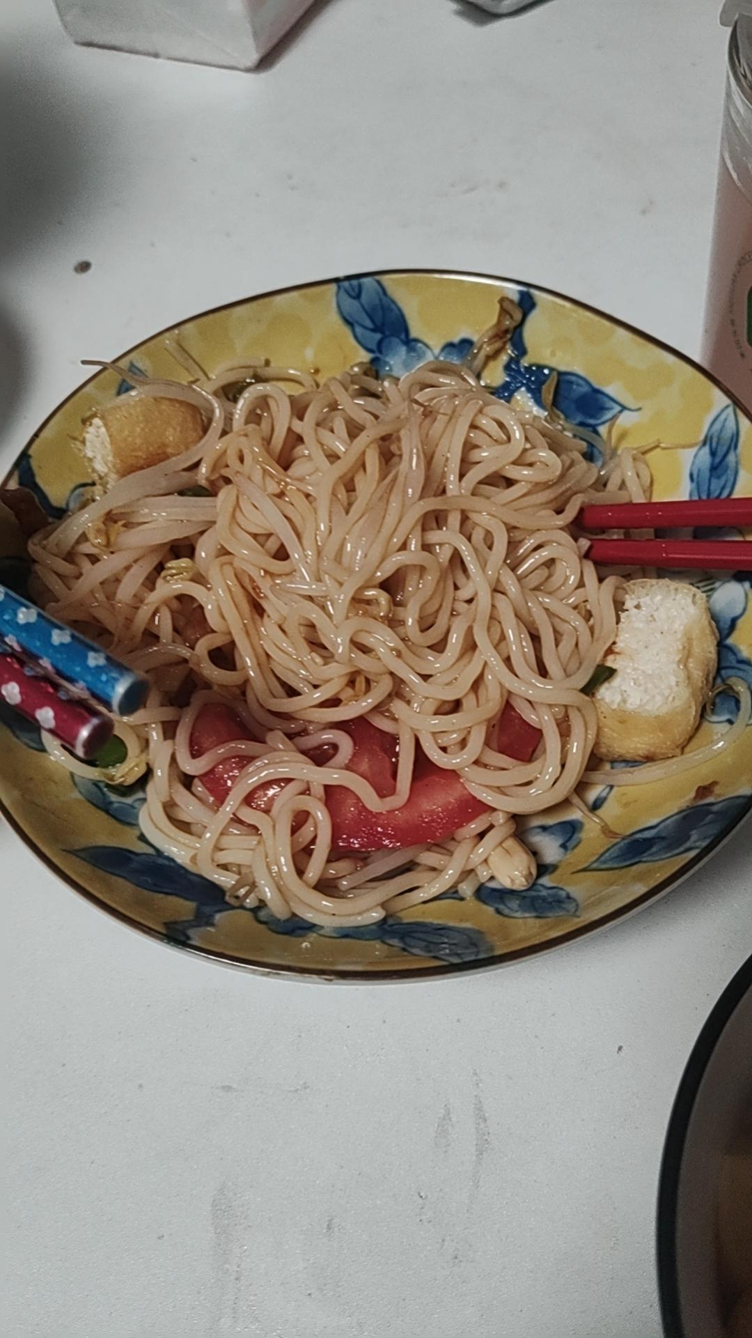 十分钟做好一盘肉酱拌面，太好吃了😋