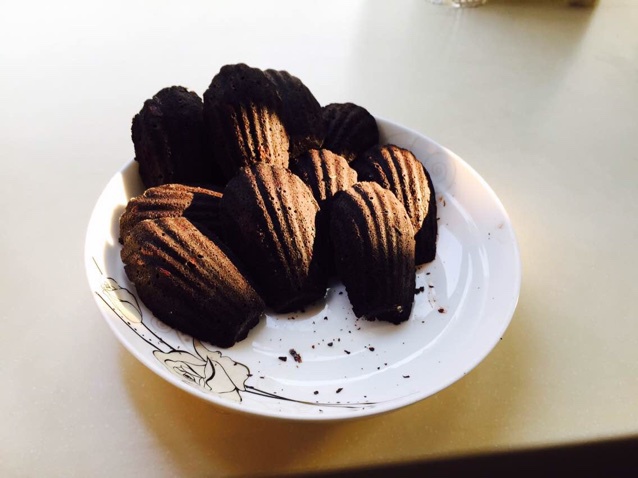 黑贝壳（威士忌黑巧克力玛德琳）