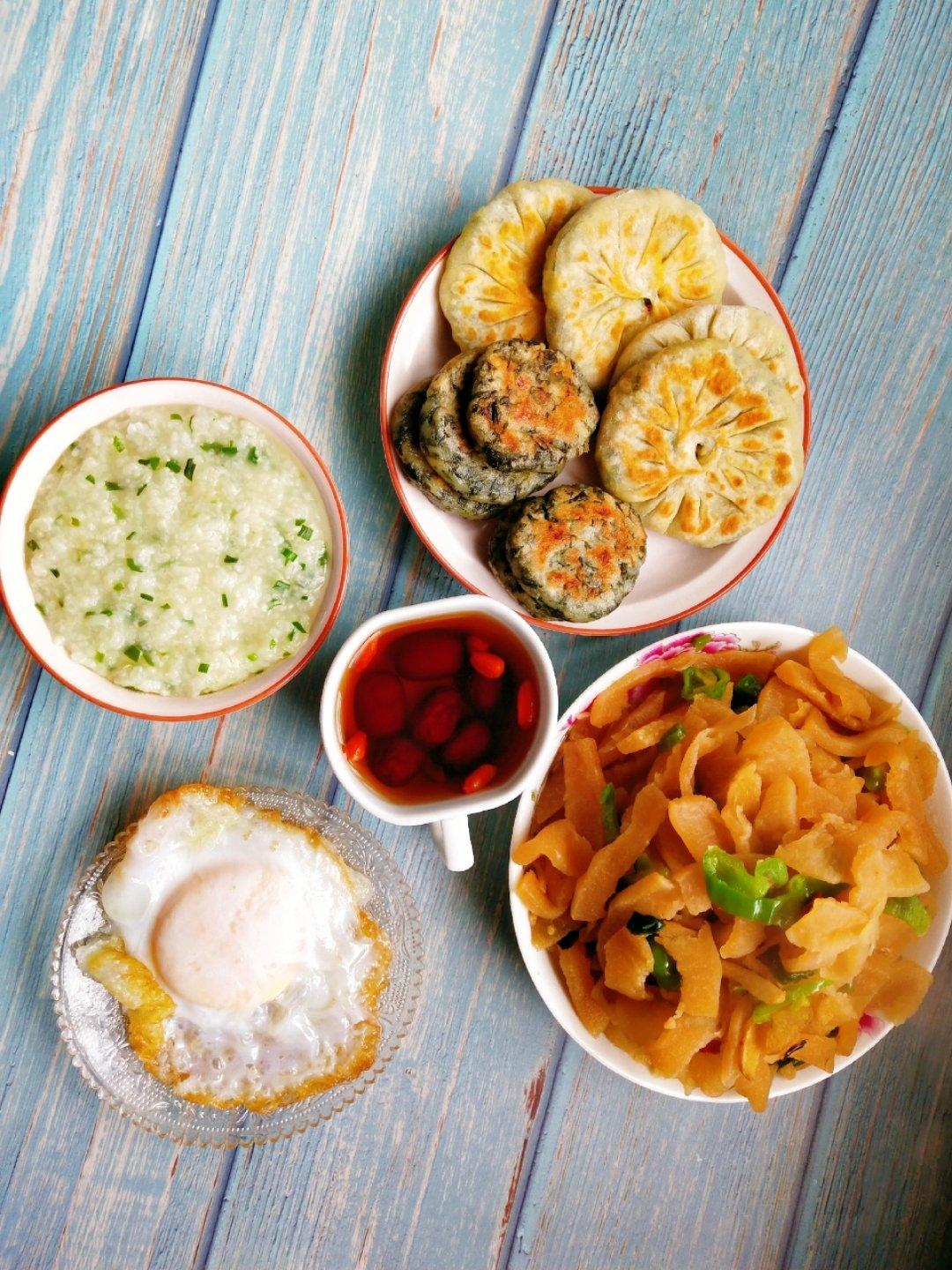 春日养生 韭菜轱辘饼