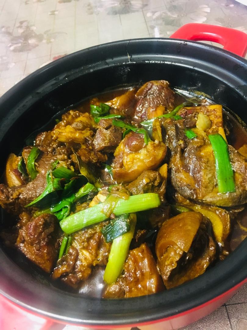 【红烧羊肉煲】