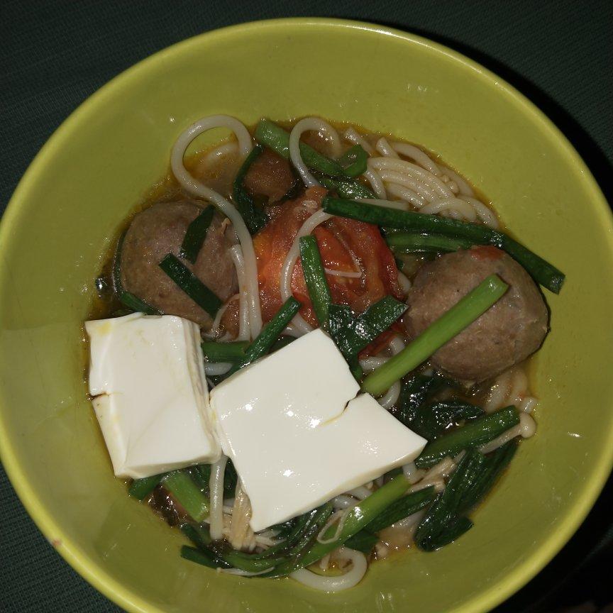 一碗鸡汤米线