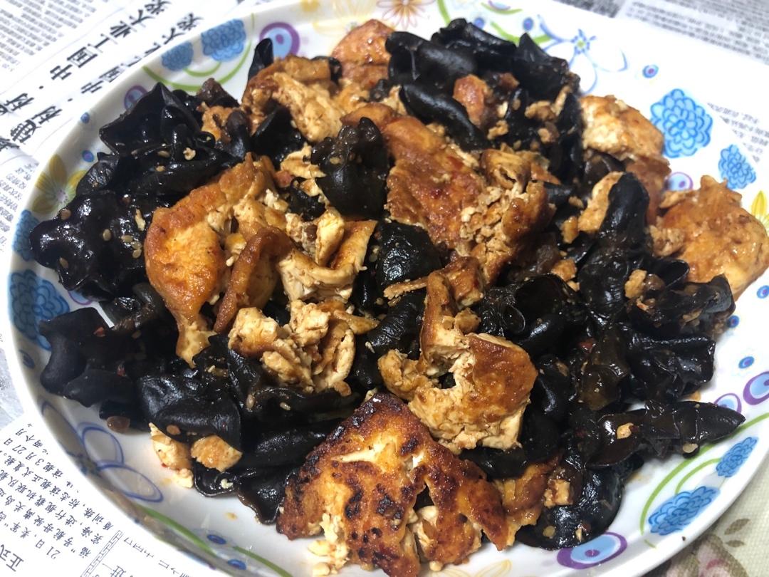 【下饭奇菜】香煎老豆腐烩双菌
