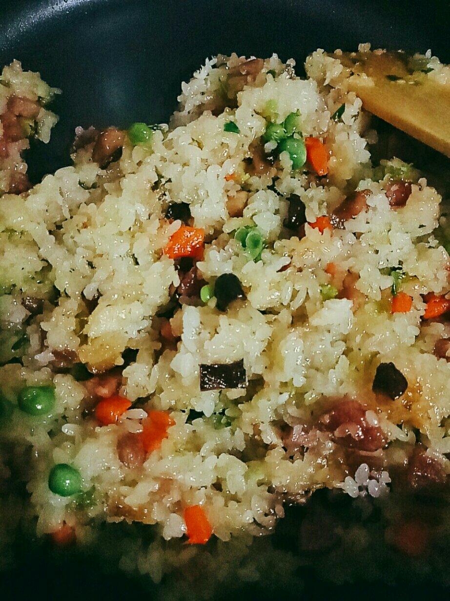 真正的生炒腊味糯米饭