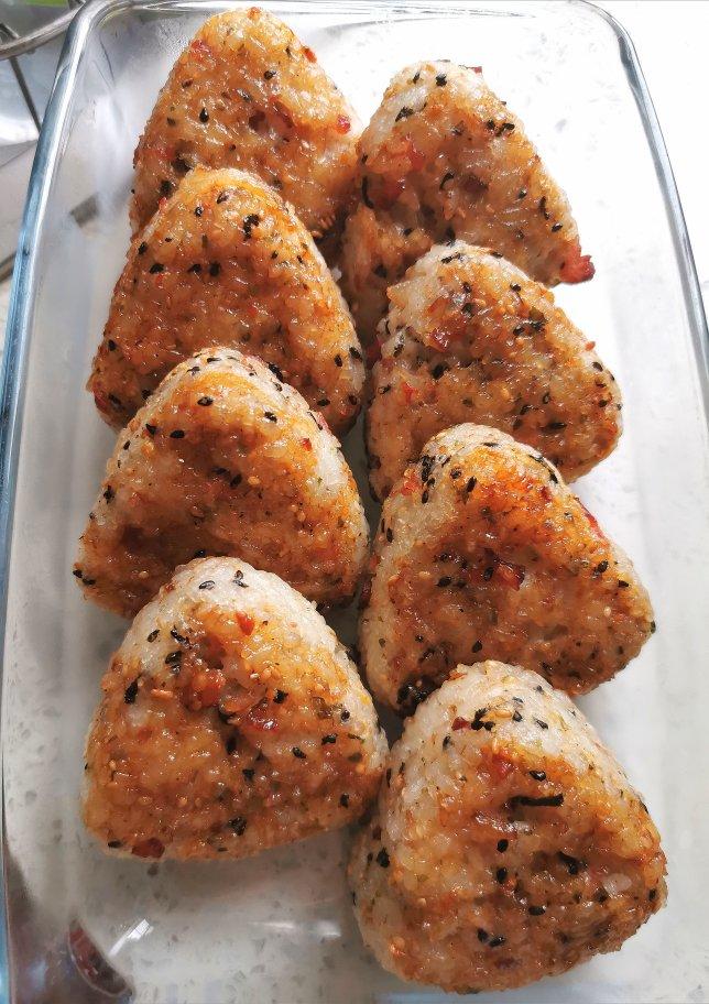 日式酱油烤饭团