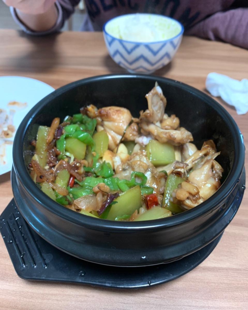 爆炒牛蛙