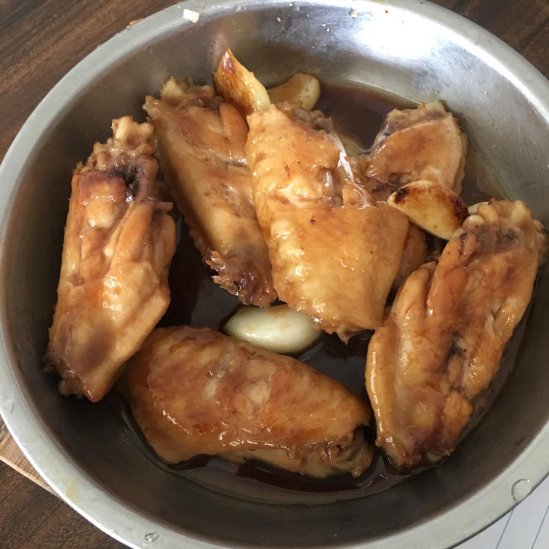蒜香蚝油鸡翅中