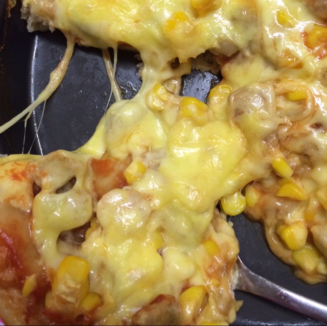 厚底鲜虾培根披萨