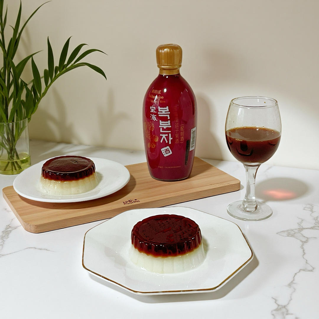 覆盆子果酒牛奶布丁