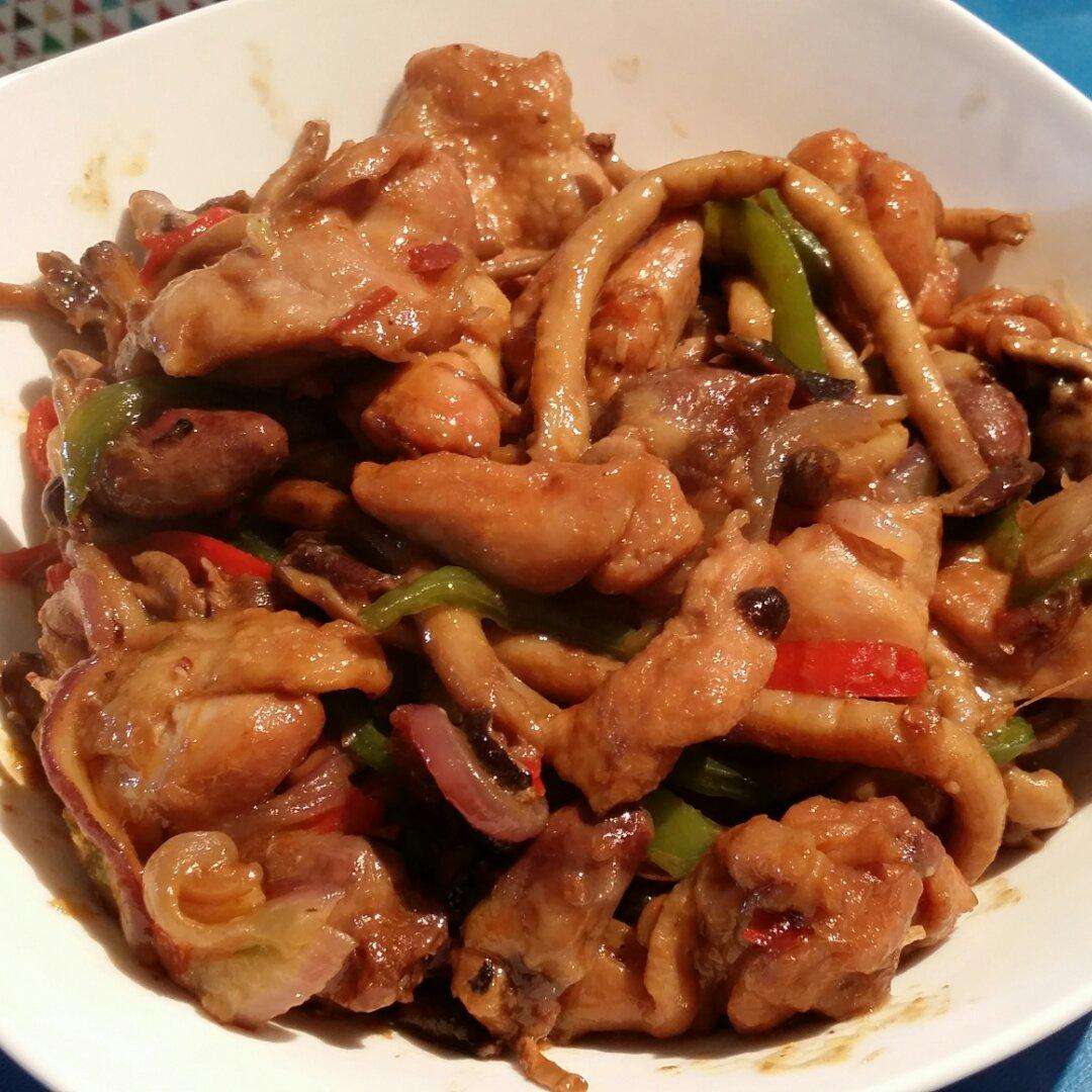 茶树菇干锅鸡
