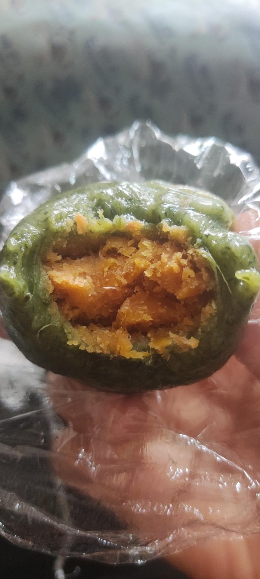 清明必吃的艾草青团