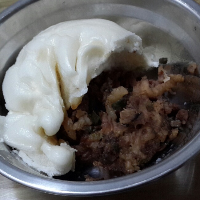 鲜肉包子