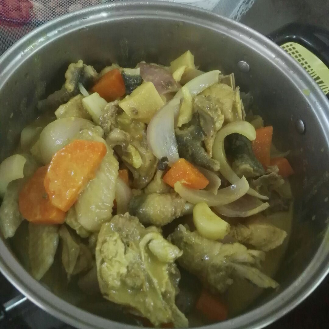 泰式椰浆咖喱鸡