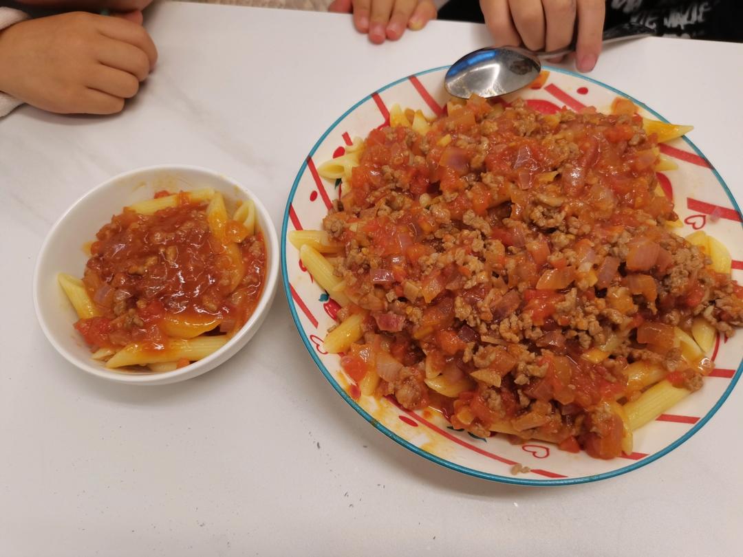 【番茄肉酱意面】