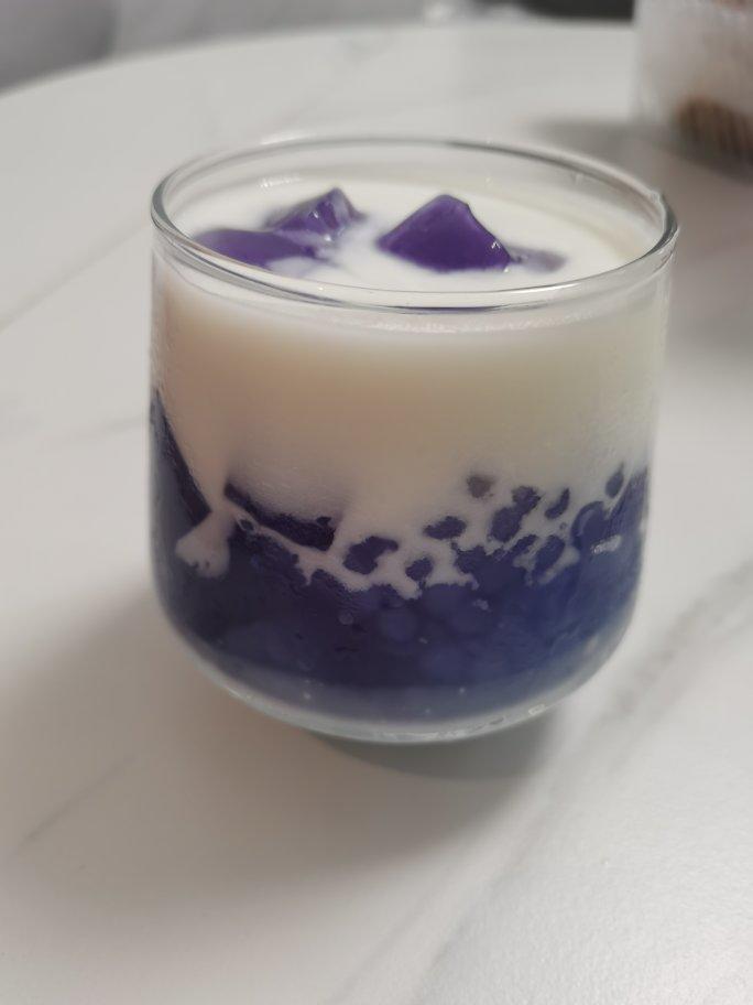 蝶豆花椰汁西米露