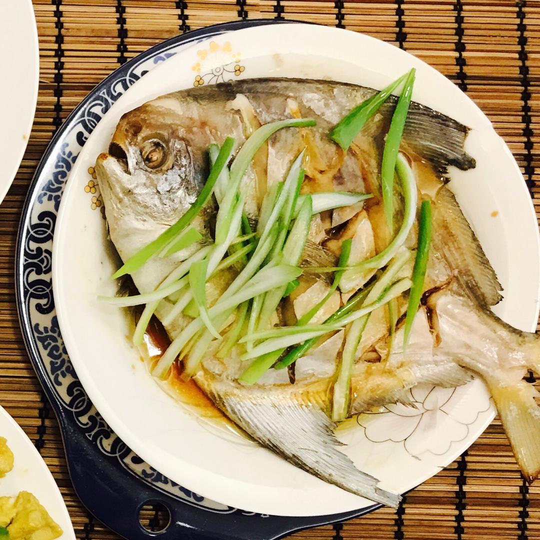 清蒸鲳鱼
