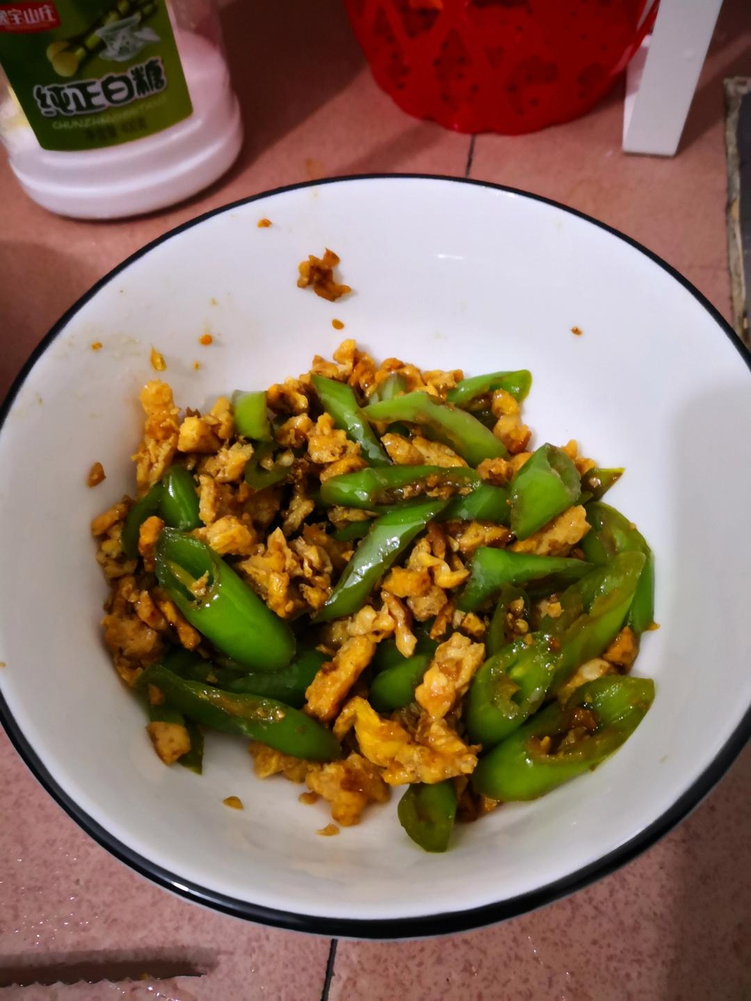尖椒炒鸡蛋